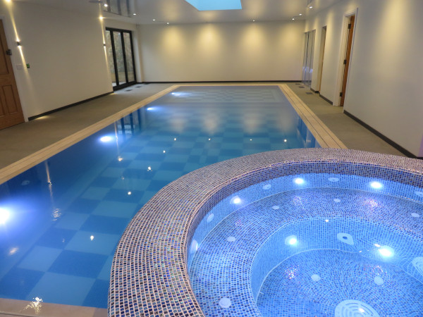 pool spa with submerged lights