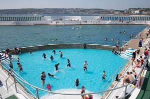 Large sea water pool with paddling pool